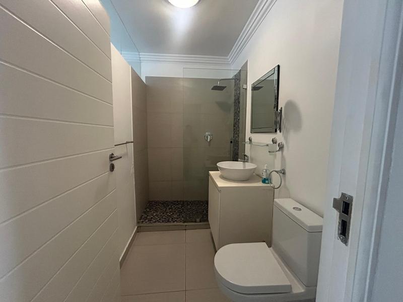 To Let 1 Bedroom Property for Rent in Green Point Western Cape